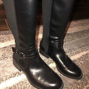 Tall riding boots
